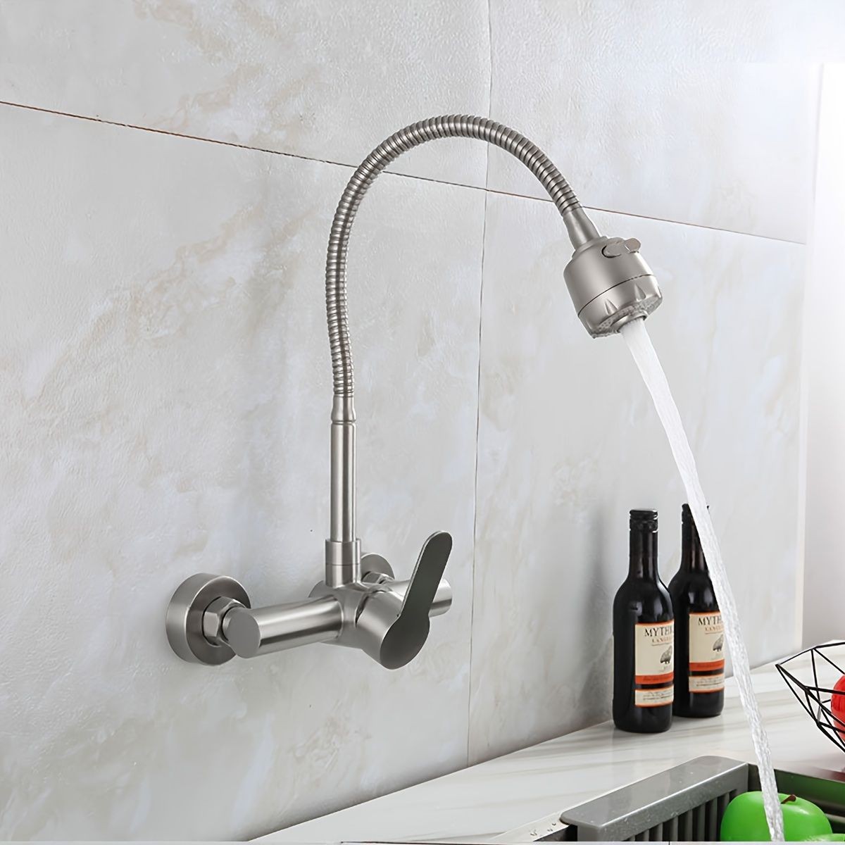 Wall-mounted kitchen faucet, s - Commercial Kitchen Walls recensione e prezzo