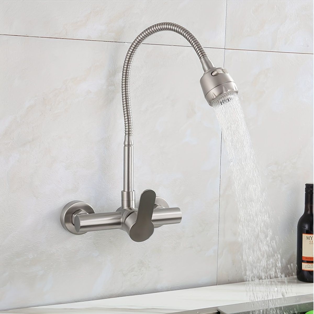 Wall-mounted kitchen faucet, s - Commercial Kitchen Walls recensione e prezzo